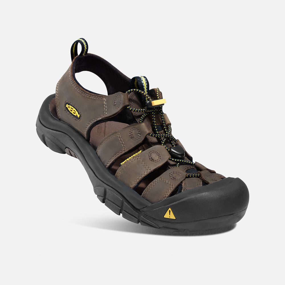 Sandalias Trekking Keen Mexico Marrom/Negros - Hombre Newport - HP8429157